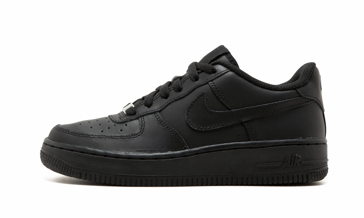 Air Force 1 Low '07 GS "Triple Black" Evening Hike Perfect Fit