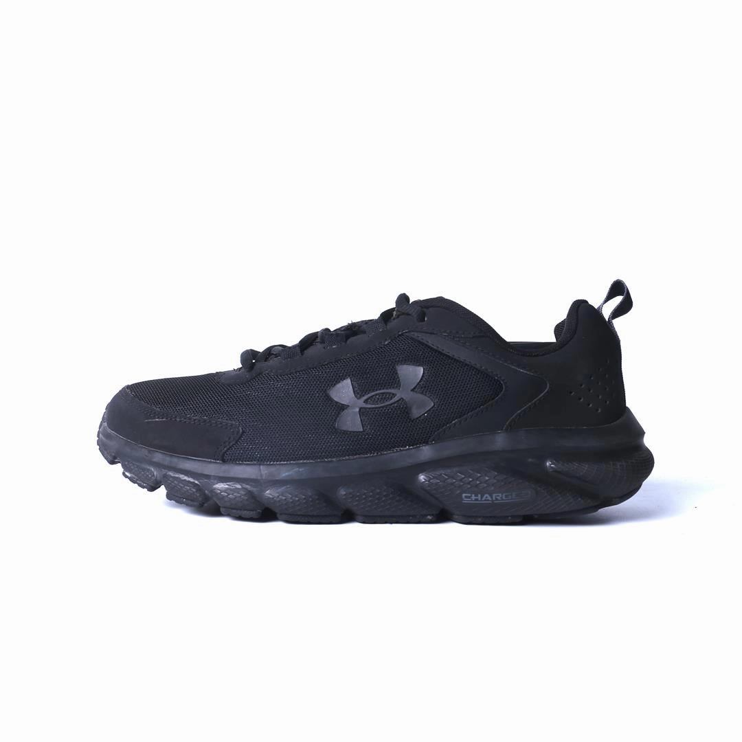 UNDER ARMOUR CHARGED ASSERT 9 Cooling Ventilation Channels early morning run