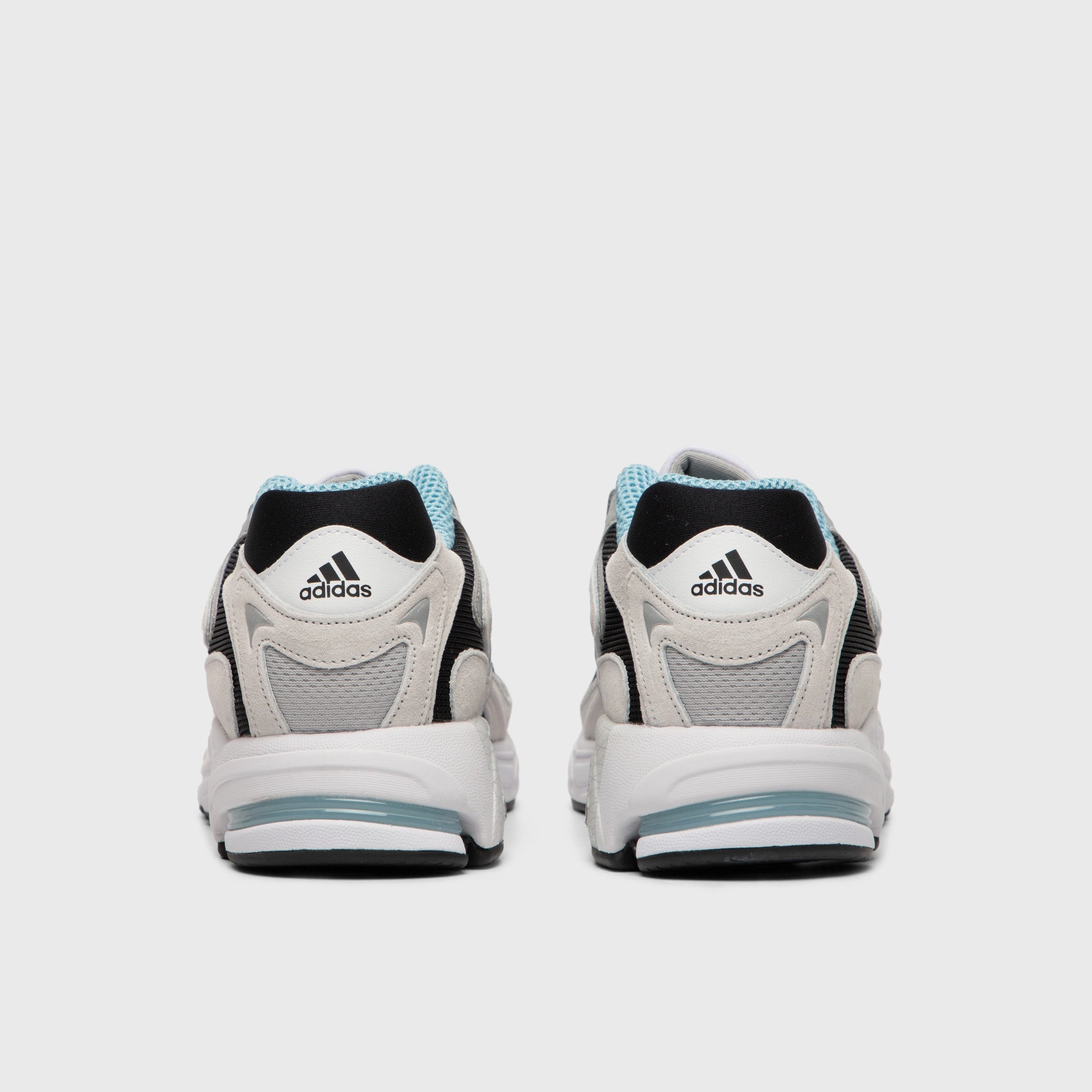 adidas Originals Response Core Black / Cloud White - Clear Blue Ultra Cushioned Midsole clean look