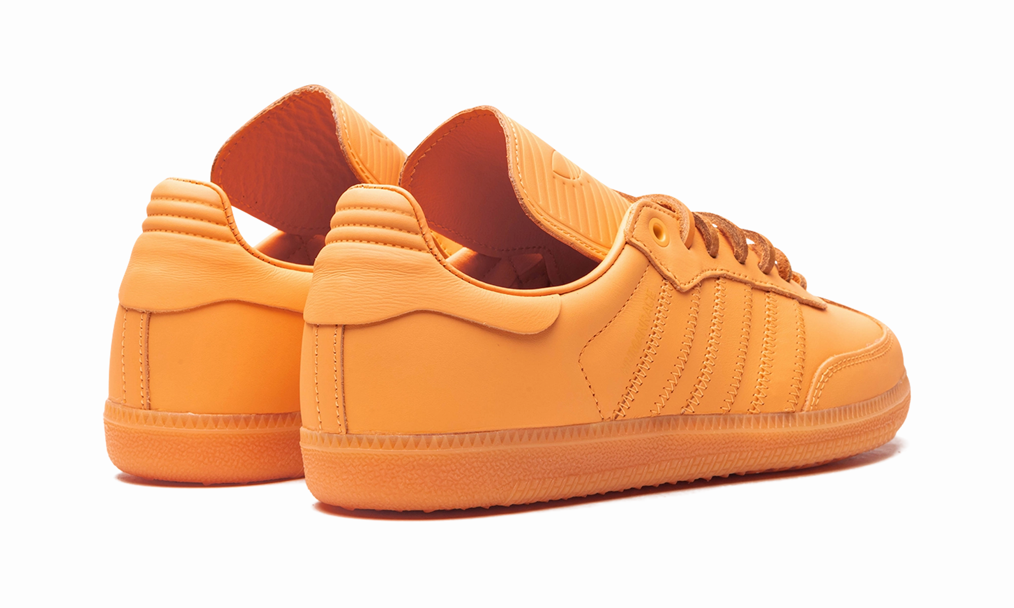 Dry Comfort Samba Humanrace "Pharrell Williams - Orange"