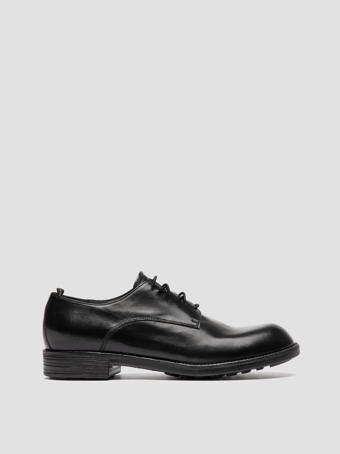 DIARY 009 - Black Leather Derby Shoes All-Season Versatility