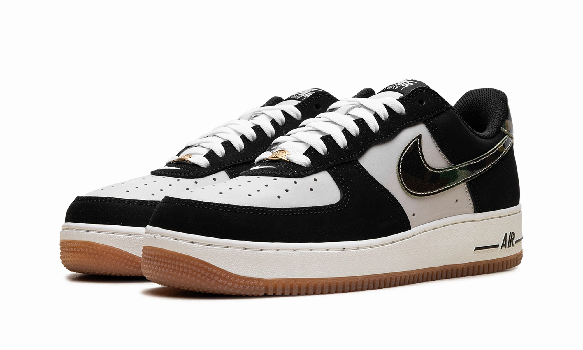 Air Force 1 Low '07 LV8 "Black Patent Camo Swoosh" Sleek Detail