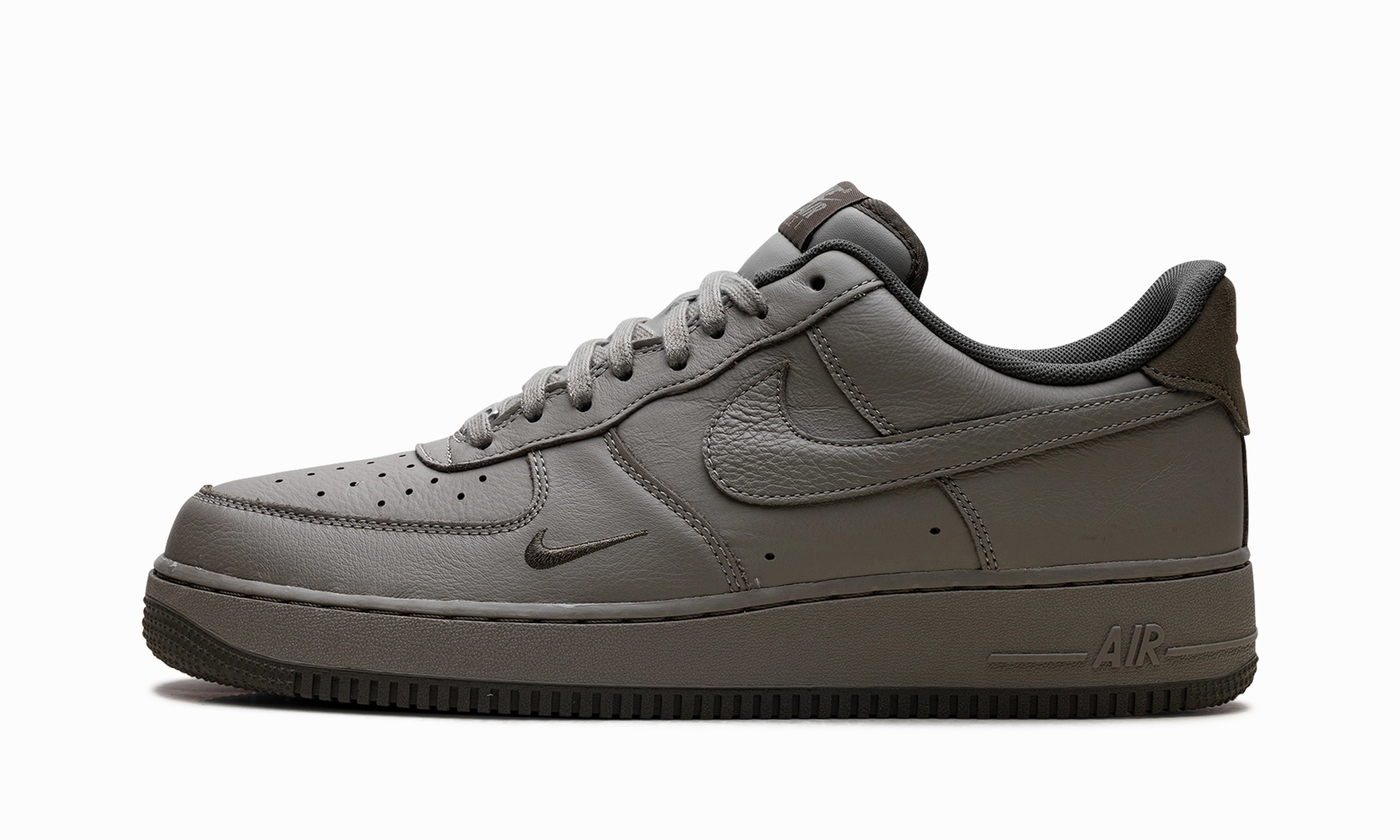 Lace Option Cloudy Hike Air Force 1 Low '07 LV8 "Light Army Cargo Khaki"
