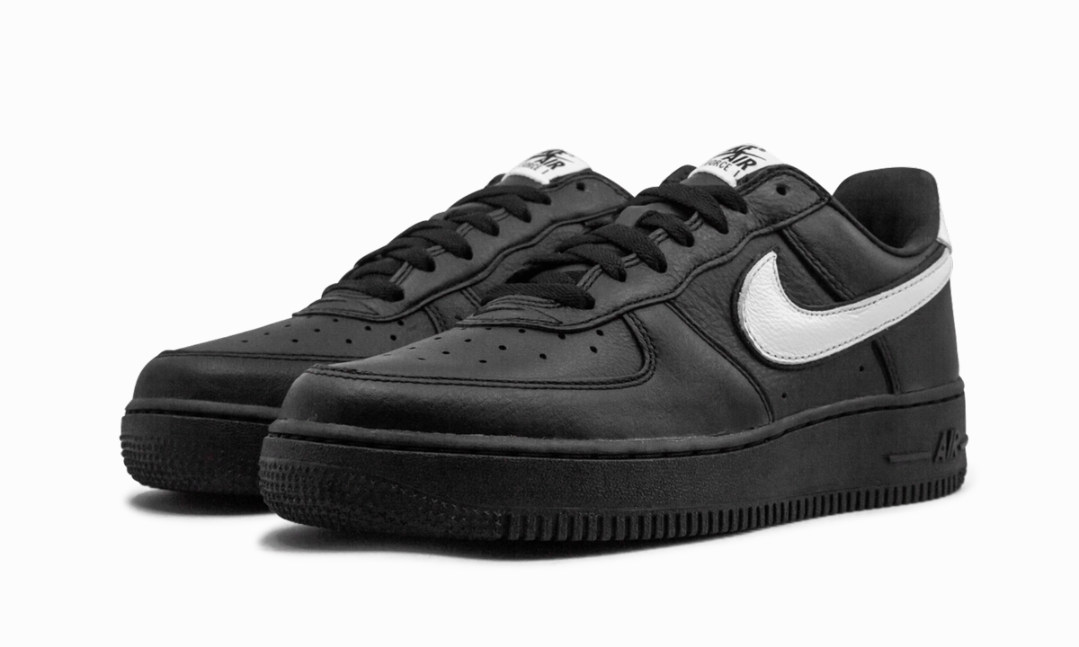Air Force 1 Low Retro QS "Black" Walk in Style Mountain Hike