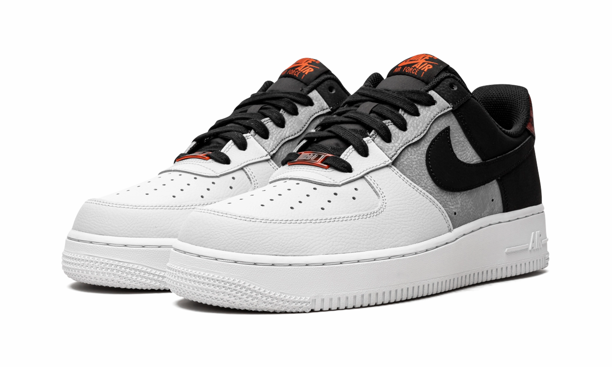 Air Force 1 '07 LV8 "Black / Smoke Grey / White" Trail Jog Street Pace