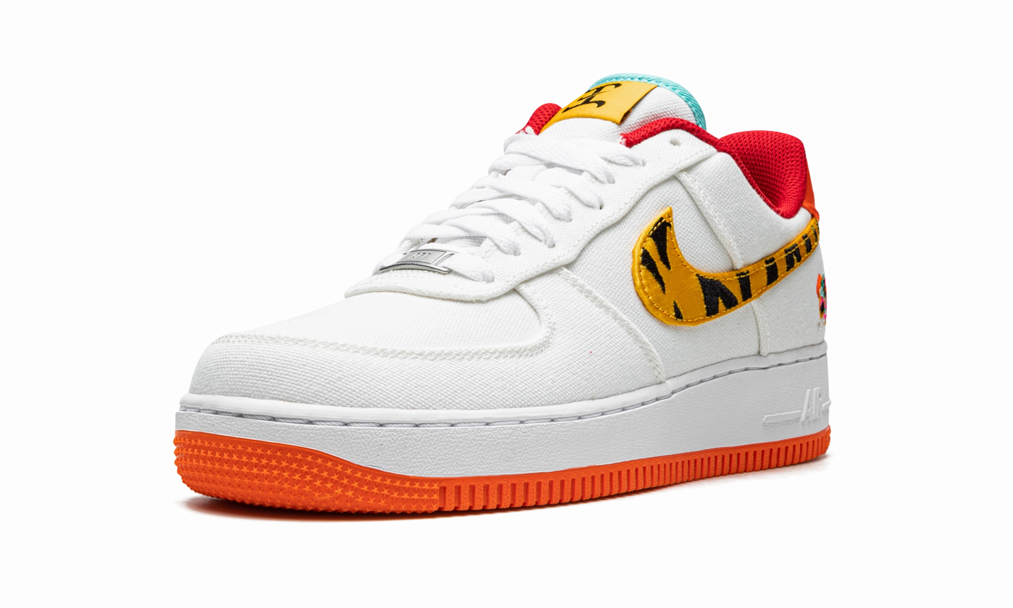 Midday Step AIR FORCE 1 '07 LX WMNS "Year of the Tiger"