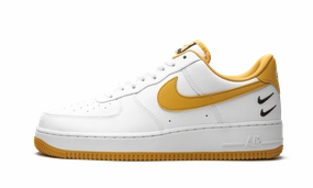 Studded Trim Tunnel Step Air Force 1 Low "Light Ginger"