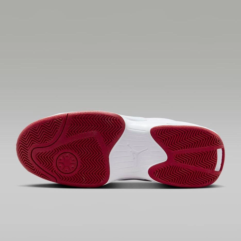 Nike Men's Jordan Max Aura 6 Shoes - White / Black / Gym Red Quick Dry Interior