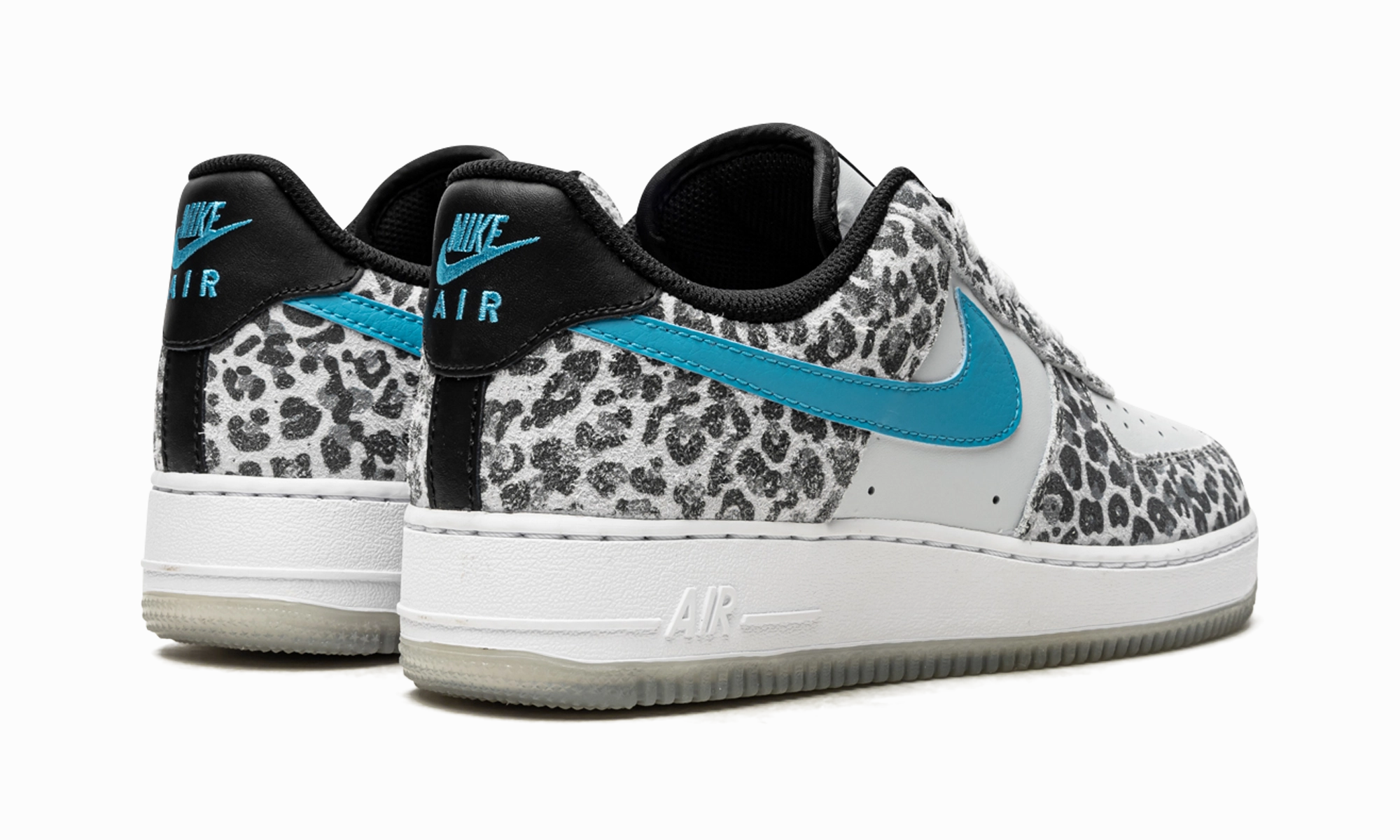 weekend stroll Air Force 1 Low "Snow Leopard"