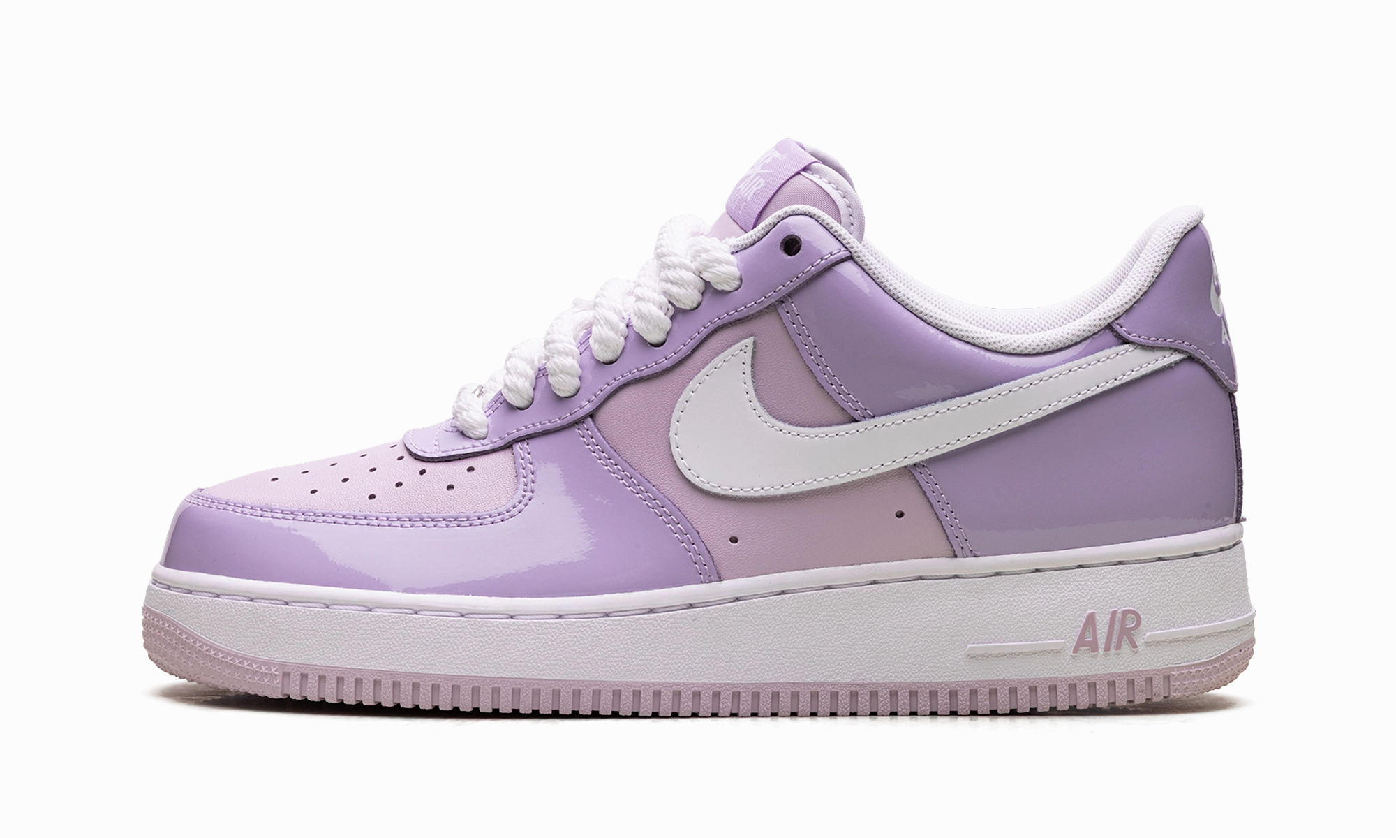 Air Force 1 Low '07 LV8 "Hydrangeas Patent" Fashionable Walk Foot Care