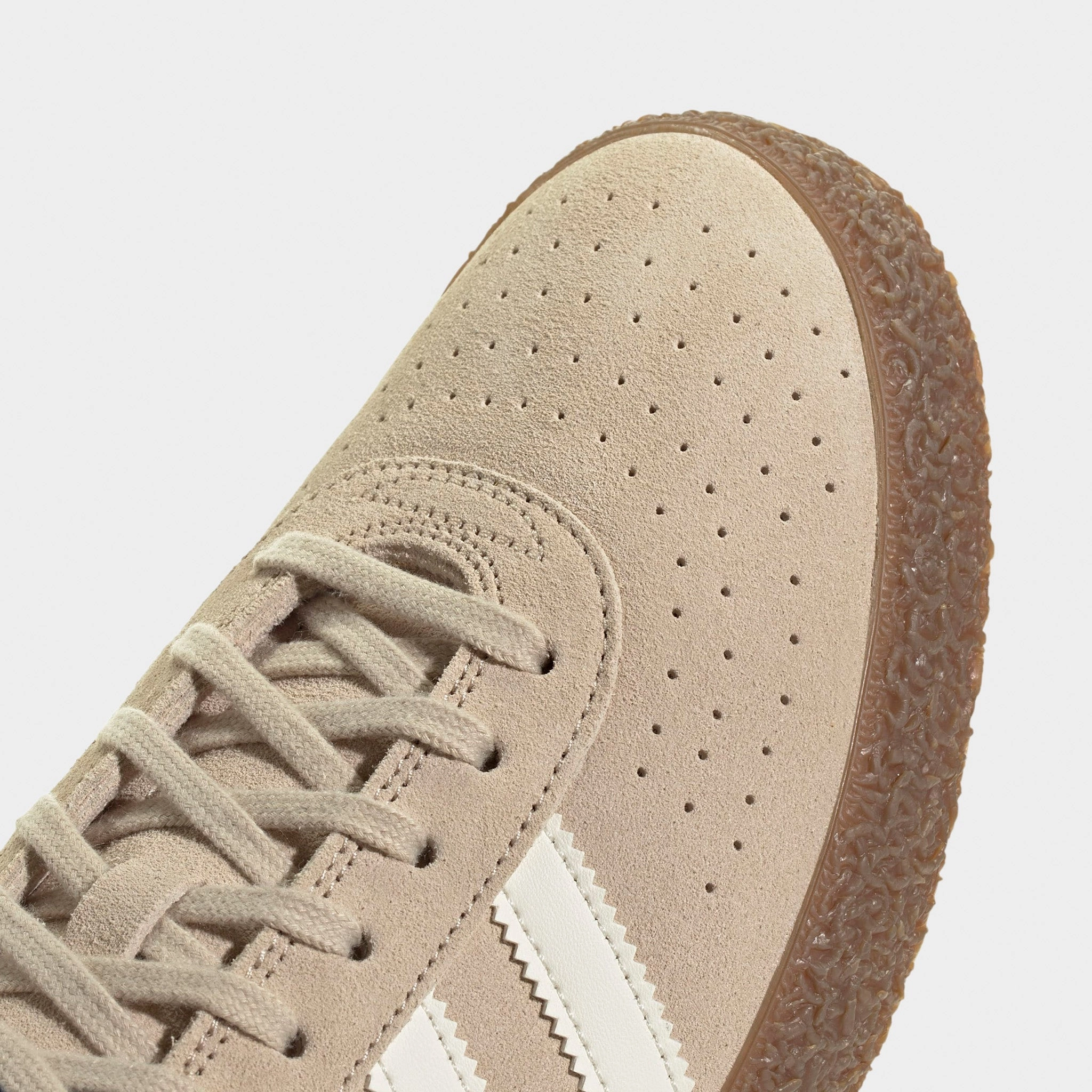Airflow Venting adidas Montreal White / Gum