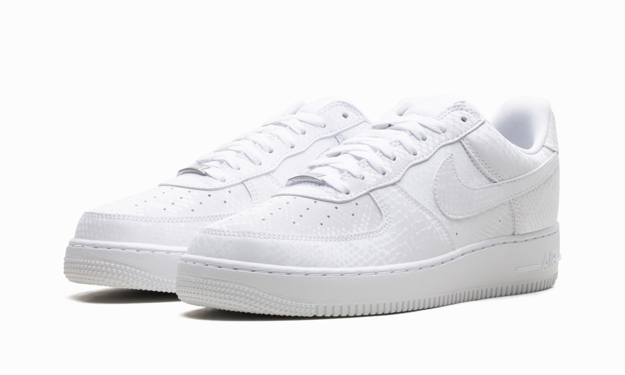 Air Force 1 Low "Kobe Bryant - Triple White" Refined Mood Rain Hike