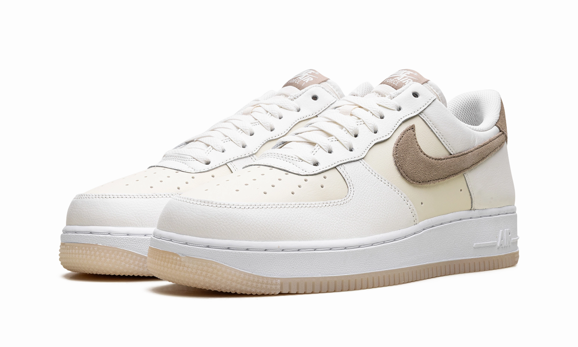 Air Force 1 "Coconut Milk" Relax Day Dodge Step