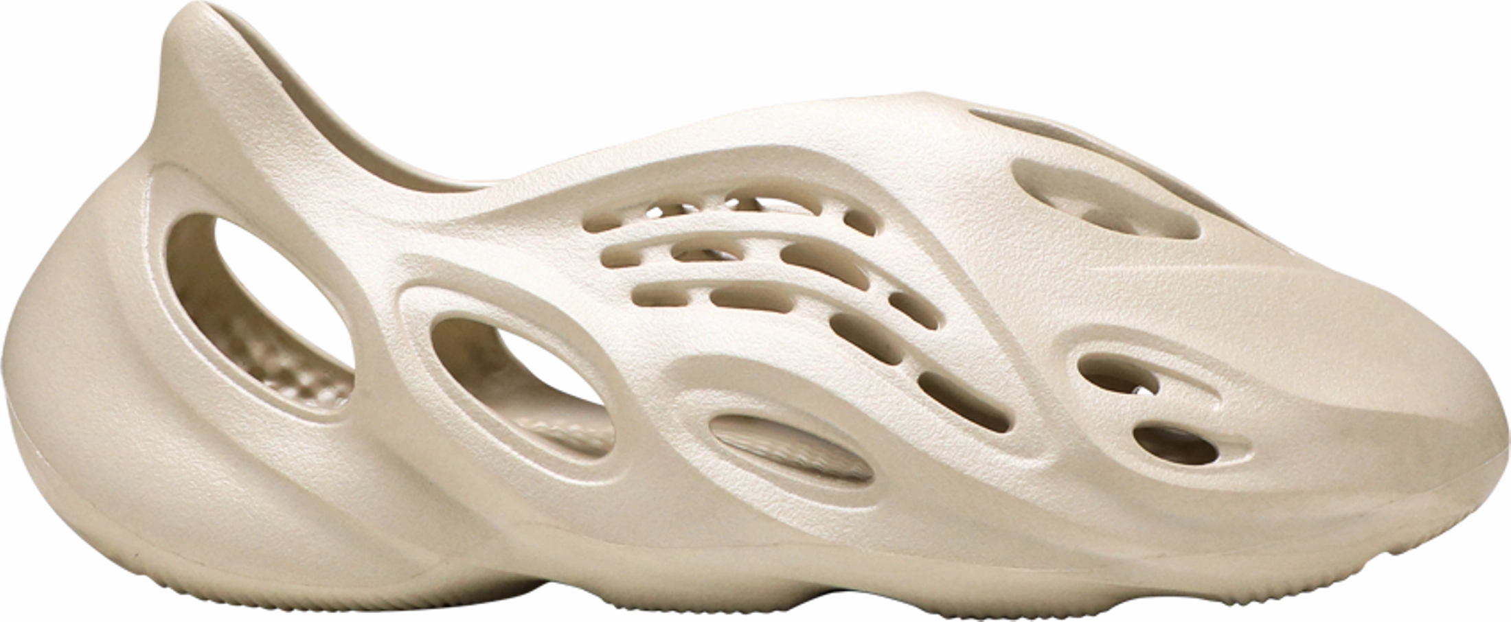 Foot Freedom Yeezy Foam Runner 'Sand' - FY4567